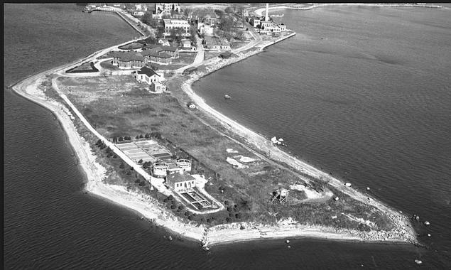 Site of Negro Coney Island & AIDS burials